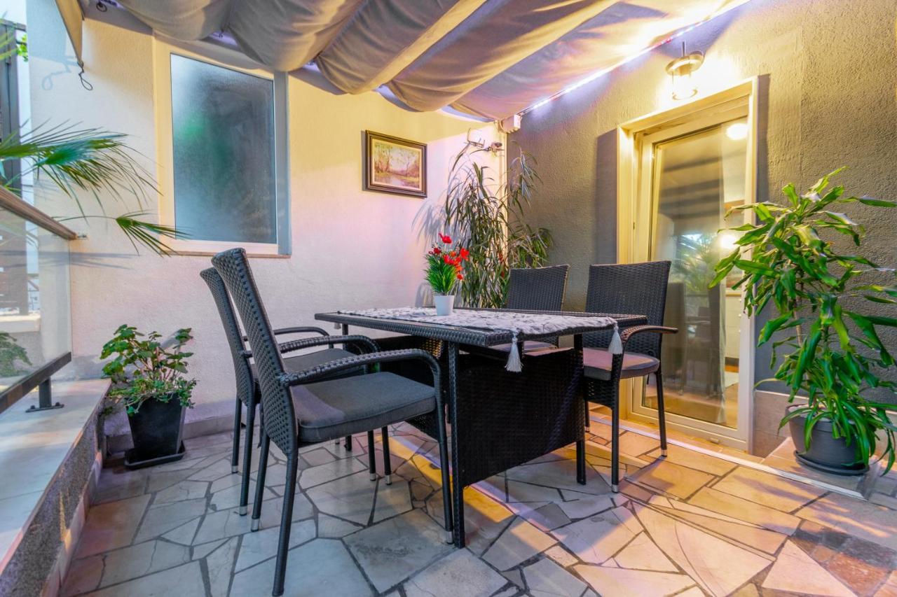 Apartments Villa Tomas Brela Extérieur photo