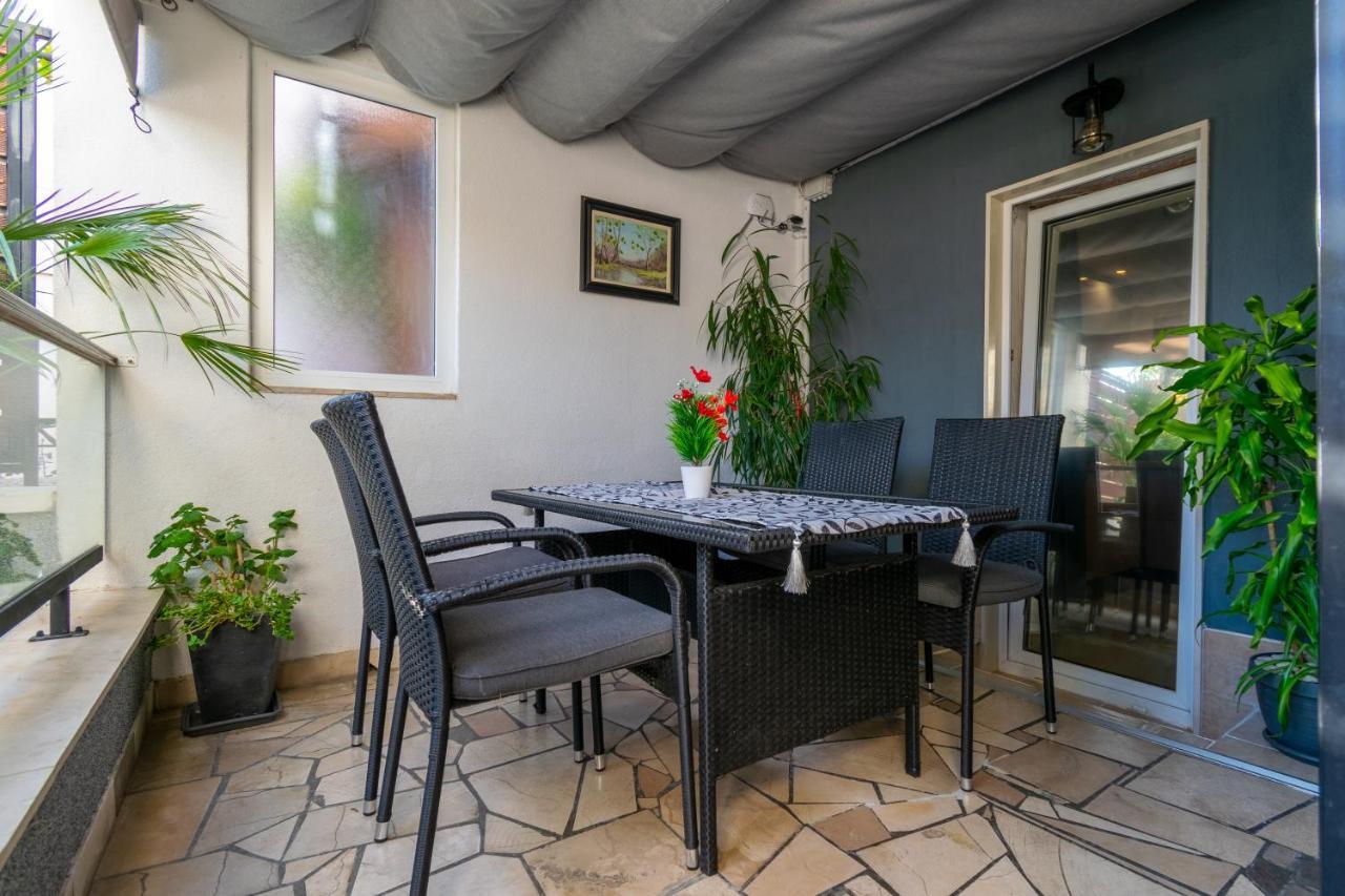 Apartments Villa Tomas Brela Extérieur photo